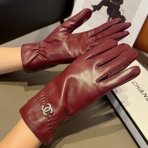 Chanel gloves Coco leather
